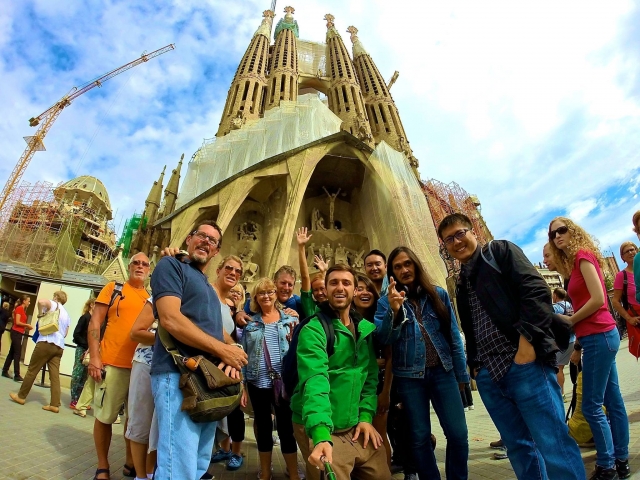 sagrada familia runner